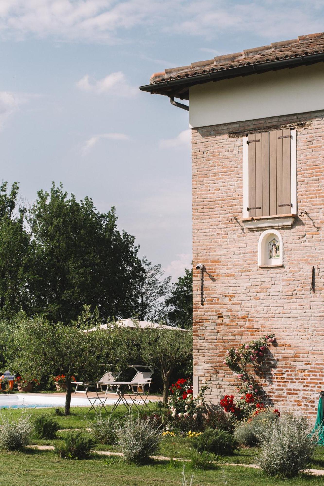 Podere Selvatici Имола Экстерьер фото